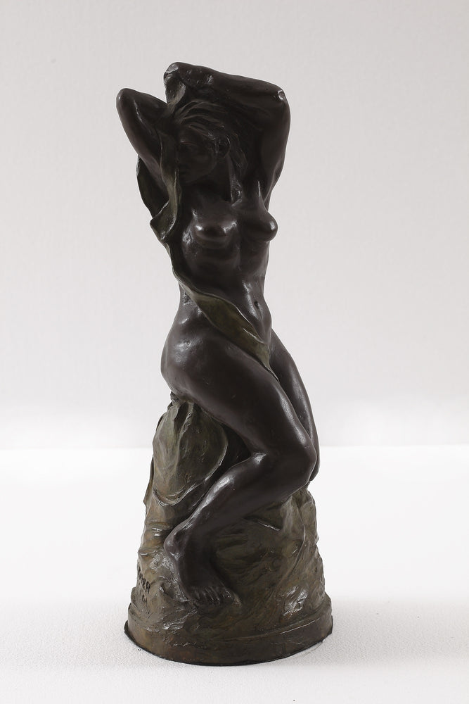 LA modelo Sculpture Bronze by Jose Colomer